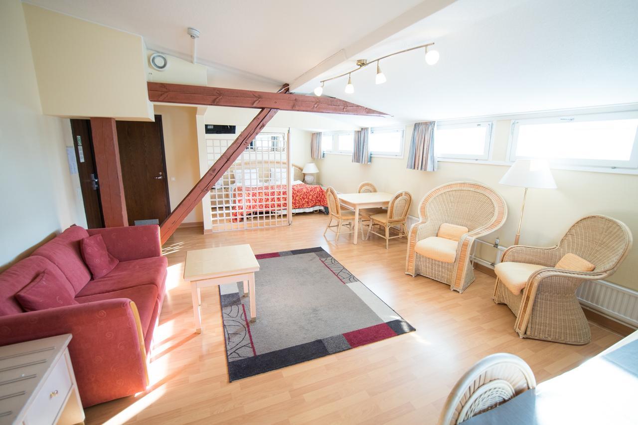Hiisi Hotel Turku Seaport Esterno foto
